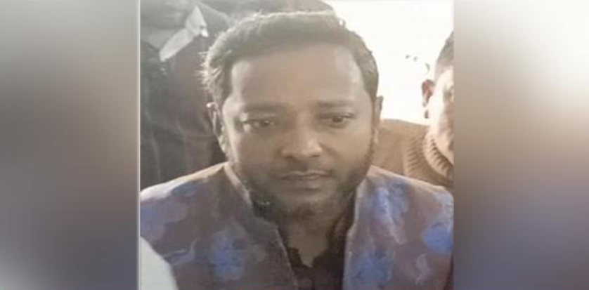 বরিশালে নব-নির্বাচিত স্কুল কমিটির সভাপতি আ.লীগ কর্মী মনির আটক