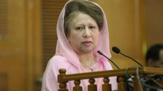 শিষ্টাচারের রাজনীতি এবং বেগম জিয়া
