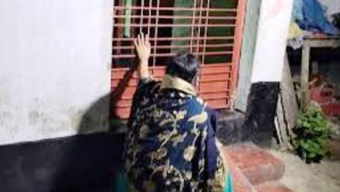 বরিশালে বিয়ের দাবিতে প্রেমিকের বাড়িতে অন্তঃসত্ত্বা তরুণীর অবস্থান