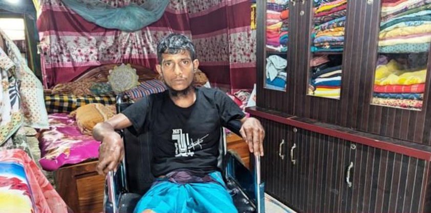 নগরীতে সড়ক দুর্ঘটনায় পঙ্গু ইজিবাইক চালক, মানবিক সাহায্যের আবেদন