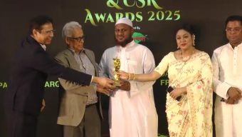 জাতীয় পর্যায় দ্বিতীয়বার শ্রেষ্ঠ চেয়ারম্যান নির্বাচিত হয়েছে হুমায়ুন কবির