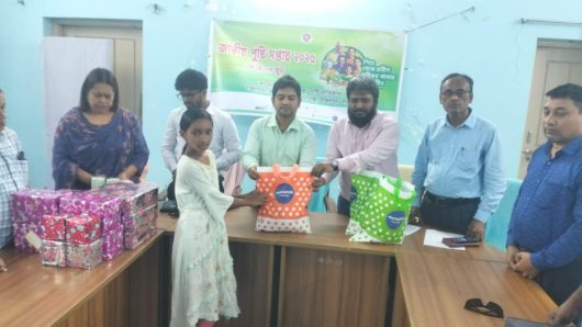 উজিরপুরে জাতীয় পুষ্টি সপ্তাহের সমাপনী অনুষ্ঠানে পুরস্কার বিতরণ