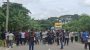এক দফা দাবিতে বরিশাল ইঞ্জিনিয়ারিং কলেজ শিক্ষার্থীদের মহাসড়ক অবরোধ