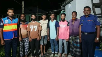 মেঘনায় ডুবে গেল বালুবোঝাই ৭ বাল্কহেড, ১৩ জনকে উদ্ধার