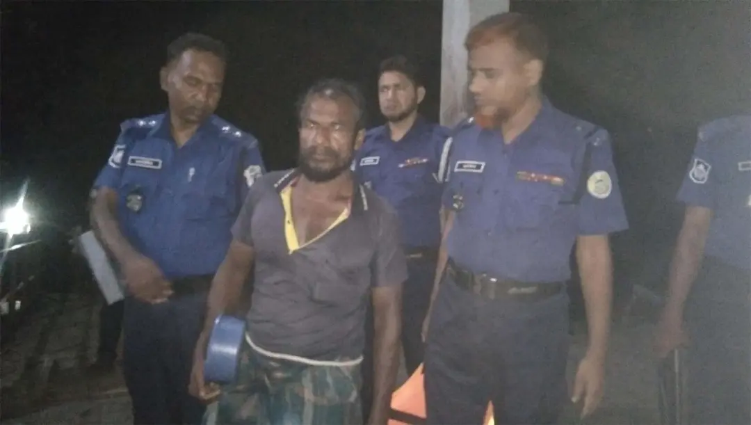 নিষেধাজ্ঞা উপেক্ষা করে মাছ শিকার পাথরঘাটায় এক জেলেকে ১২ দিনের কারাদন্ড