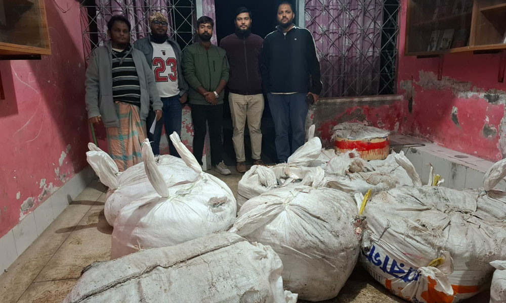 এনএসআইয়ের’নজিরবিহীন‘ঝাটকা’অভিযান, বিতরণ করা হয় শিশু পরিবারে