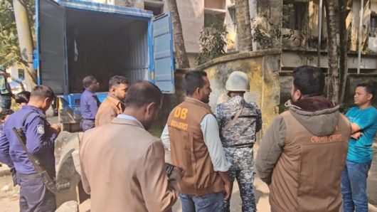 ভোলার সাত উপজেলায় পাঠানো হচ্ছে নির্বাচনি সরঞ্জাম