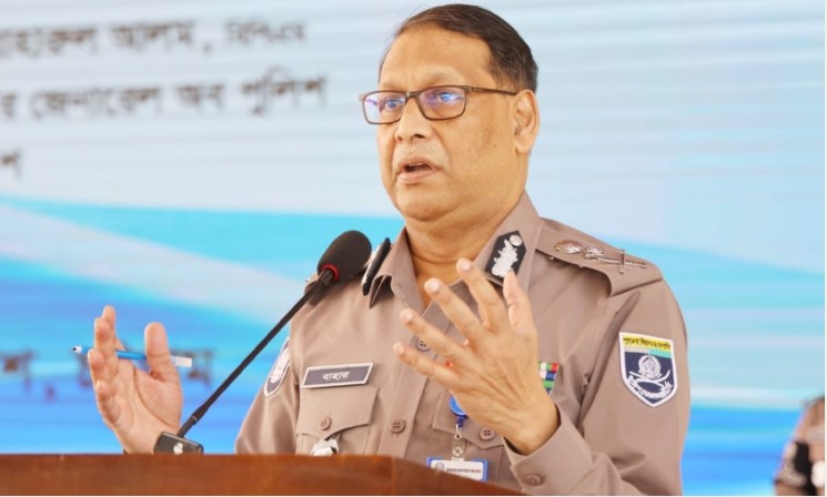 পদত্যাগপত্র জমা দিয়েছেন আইজিপি