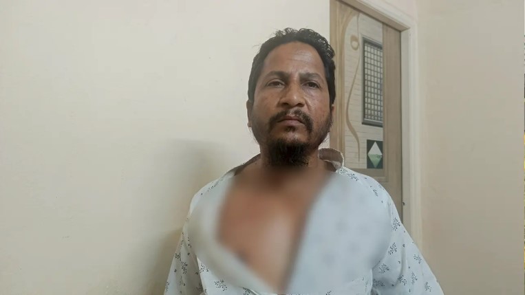 চাঁদা না দেওয়ায় দলিল লেখককে মারধর