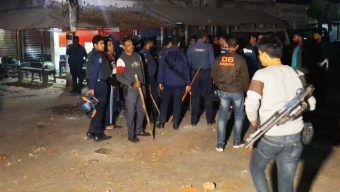 চাল বিতরণ নিয়ে বিএনপির দুই পক্ষের সংঘর্ষ, আহত ১৫