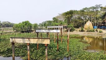 ঠিকাদারের লাইসেন্স কালো তালিকাভুক্ত হওয়ায় বন্ধ সেতুর কাজ, ভোগান্তি চরমে