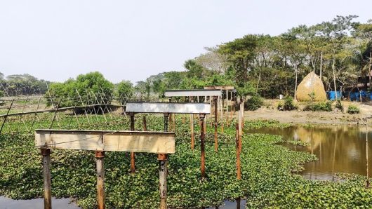 ঠিকাদারের লাইসেন্স কালো তালিকাভুক্ত হওয়ায় বন্ধ সেতুর কাজ, ভোগান্তি চরমে