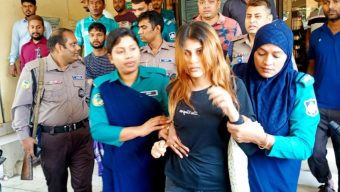 বরিশালে হানিট্র্যাপ চক্রের তরুণী গ্রেপ্তার, হোটেল ইম্পেরিয়ালের মালিক মানিকসহ ১১ জনের বিরুদ্ধে মামলা