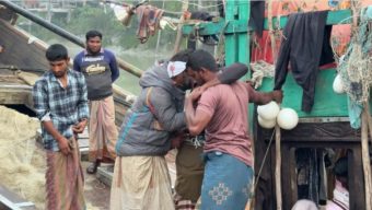 বঙ্গোপসাগরে জেলেদের মধ্যে সংঘর্ষে আহত ৪, নিখোঁজ ২