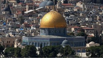 আল-আকসা মসজিদ বন্ধ : ৮ মুসলিম দেশের তীব্র নিন্দা