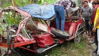 বরিশালে ট্রাক ও অটোরিকশার মুখোমুখি সংঘর্ষ, নিহত ১