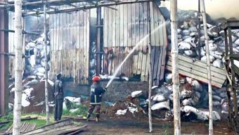 বরিশালে ওষুধ কারখানায় আগুন