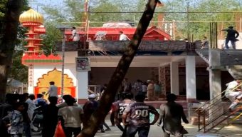 কুষ্টিয়ায় কথিত পীরের আস্তানা পুড়িয়ে দিল জনতা