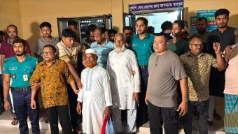 বরিশালে নিষিদ্ধ আ.লীগের বিরুদ্ধে কঠোর অবস্থানে ওসি মামুন