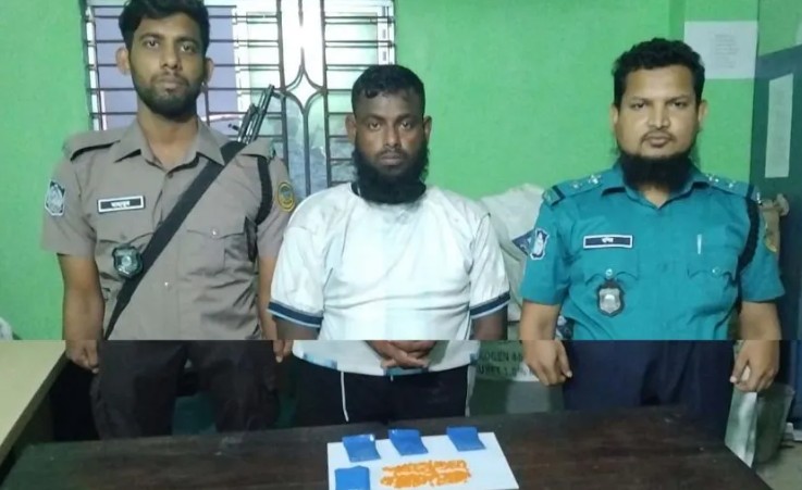কাউনিয়া থানা পুলিশের অভিযানে ৮০০ পিস ইয়াবাসহ মাদকবিক্রেতা গ্রেপ্তার