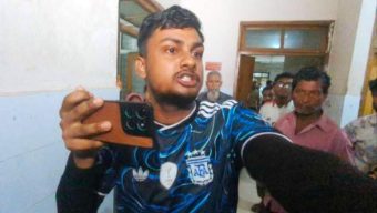 বরিশালে রোগীর মৃ’ত্যু সংবাদ সংগ্রহে গিয়ে তোপের মুখে সাংবাদিকরা