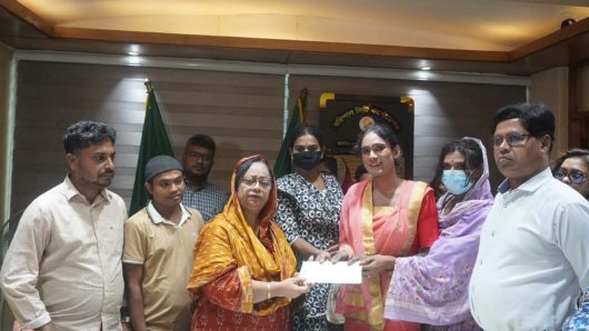 বৈষম্য ভেঙে “বিসিসিতে চাকরি পেলেন তৃতীয় লিঙ্গের অভি