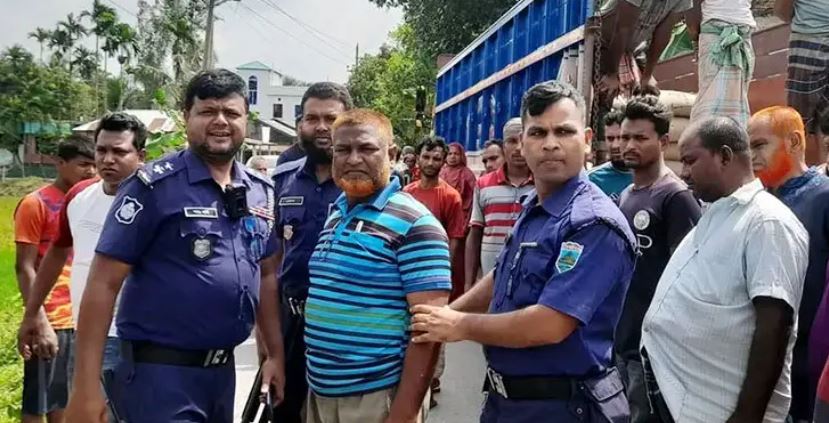 জাল টিপসই দিয়ে খাদ্যবান্ধবের চাল আত্মসাতের চেষ্টা, ডিলার আটক