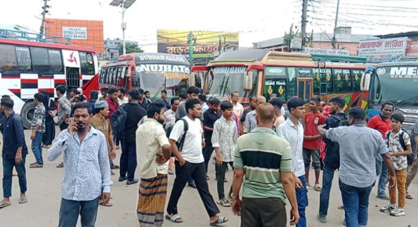 বরিশাল থেকে সারা দেশে বাস চলাচল বন্ধ