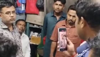 স্কুলছাত্রীকে যৌন হয়রানির অভিযোগে শিক্ষক গ্রেপ্তার