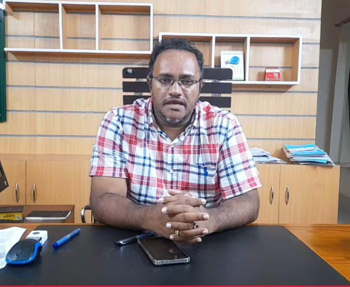 উজিরপুরে পৌর কাউন্সিলর সুব্রতর বিরুদ্ধে অনিয়ম ও স্বেচ্ছাচারিতার অভিযোগ