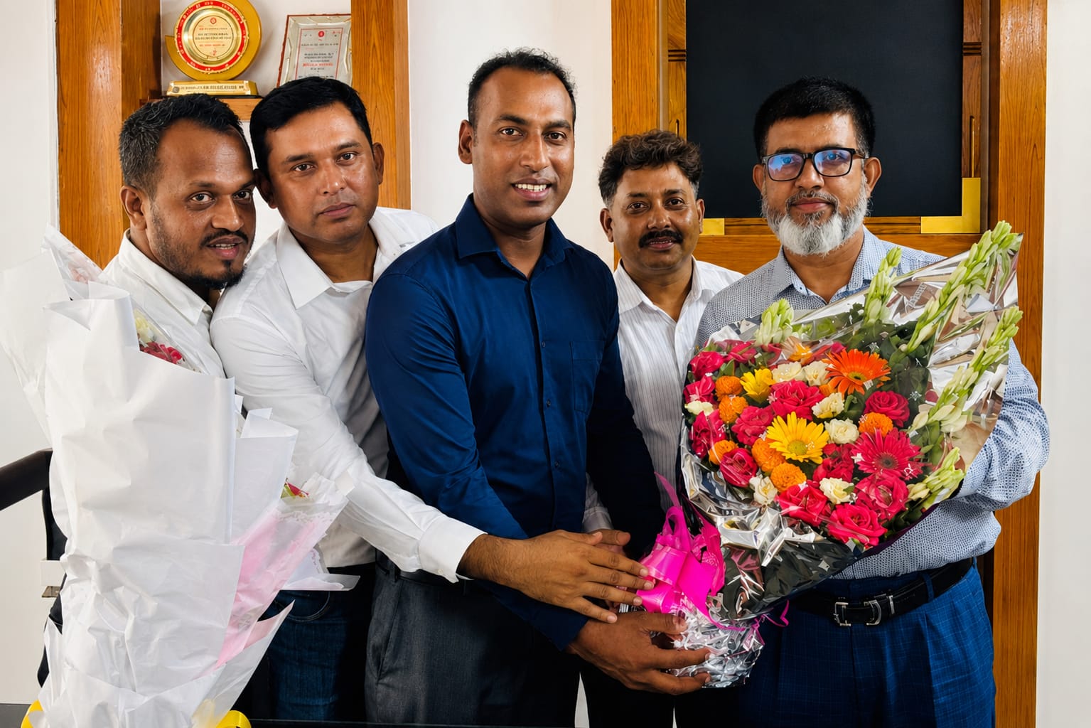 মাউশির বরিশাল আঞ্চলিক কার্যালয়ে নতুন পরিচালক প্রফেসর জাকির হোসেনের যোগদান
