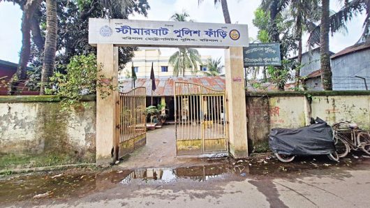 বিএমপির স্টিমারঘাট ফাঁড়ির বিতর্কিত কর্মকাণ্ড: ৫ পুলিশ সদস্যকে বদলি