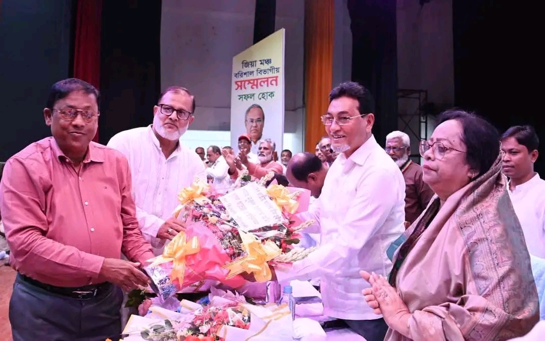 ভঙ্গুর অর্থনীতি পুনর্গঠনই সরকারের বড় চ্যালেঞ্জ: চীফ হুইপ নূরুল ইসলাম মনি