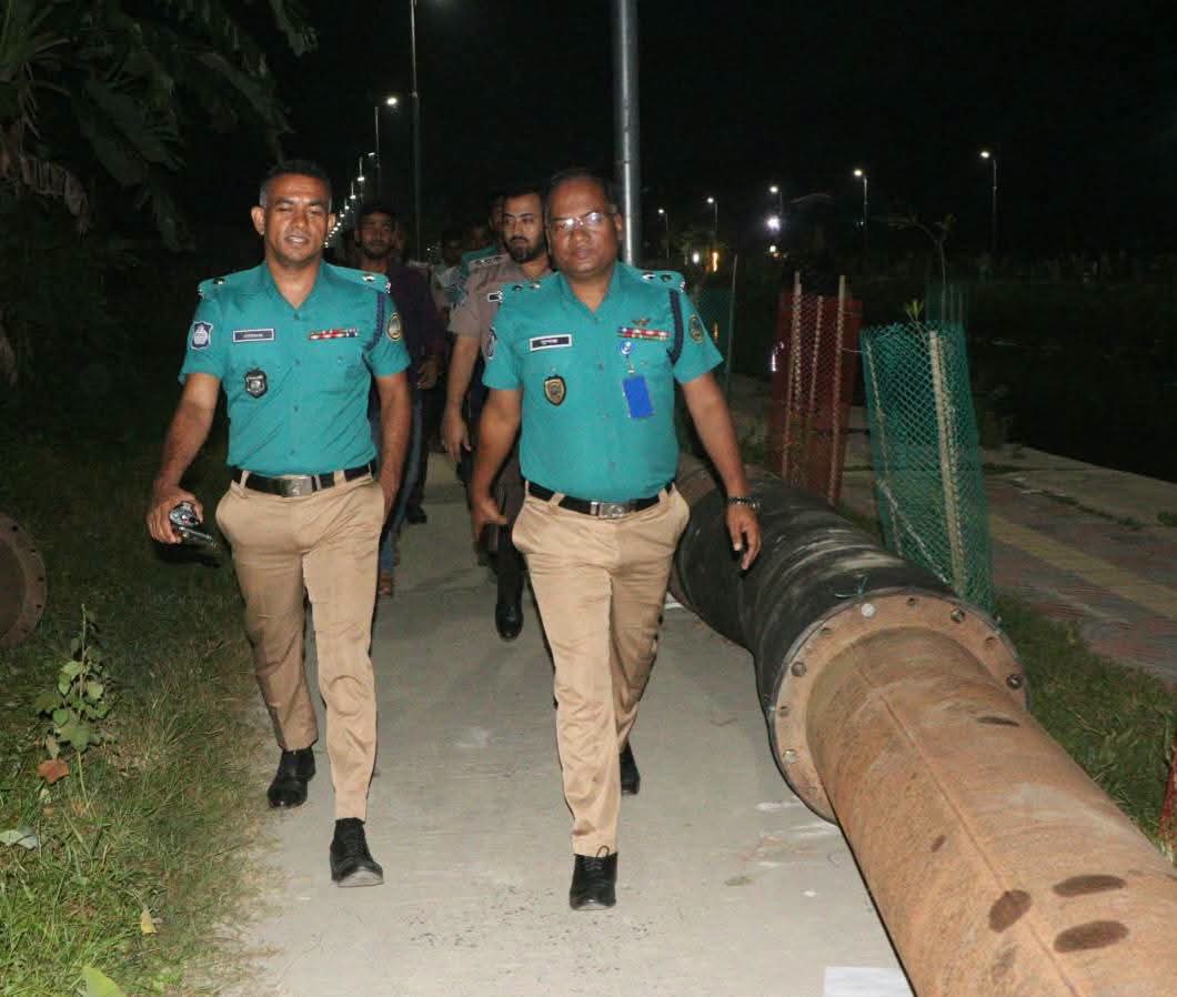 বরিশালে মাদক ও কিশোর গ্যাং নিরসনে পুলিশের আকস্মিক সাঁড়াশি অভিযান