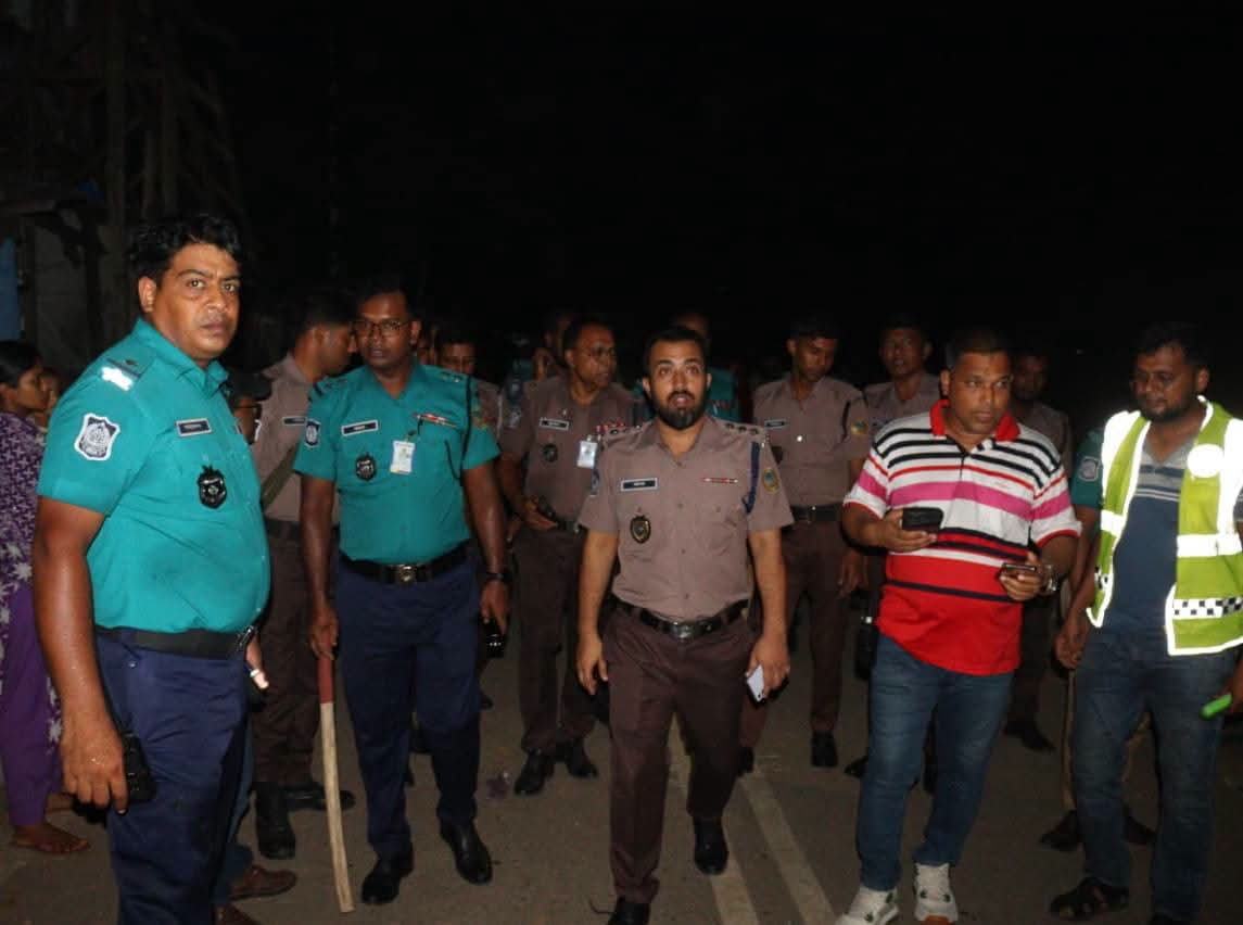 বরিশাল কোতয়ালী থানার এসি’র নেতৃত্বে মাদক ও কিশোর গ্যাং নির্মূলে সাঁড়াশি অভিযান
