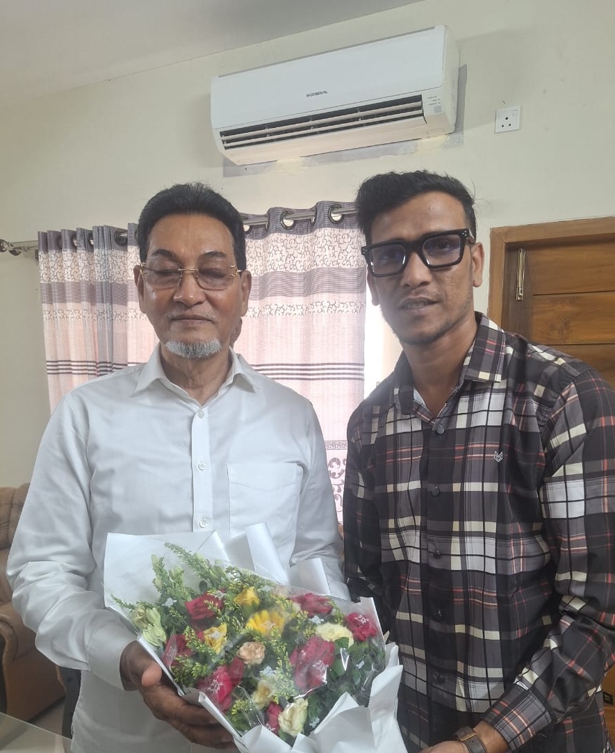 বরিশালে আগমন চীফ হুইপ নুরুল ইসলাম মনির সাথে রিপন রানা’র সৌজন্য সাক্ষাৎ